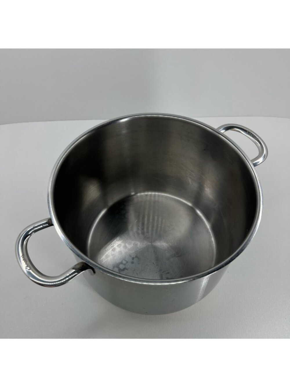 Chantal SL33-240 Stainless Steel Stockpot 8 Qt Two Handle Cooking Pot No Lid - Picture 7 of 11